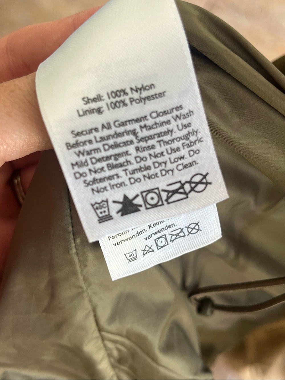 Eddie Bauer women’s WeatherEdge long raincoat/trench, size Medium - Picture 7 of 10
